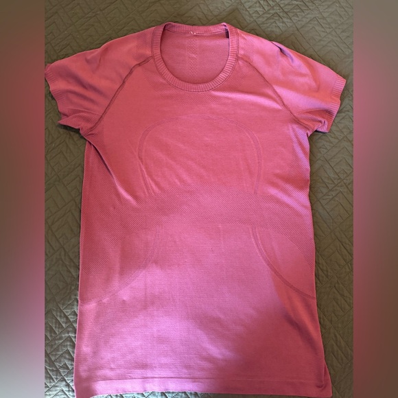 lululemon swiftly tech tee - Picture 1 of 4